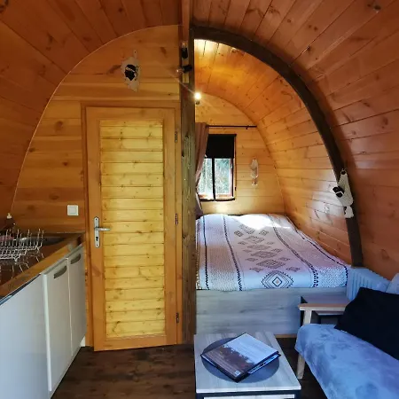 Ma Au Fond Du Jardin